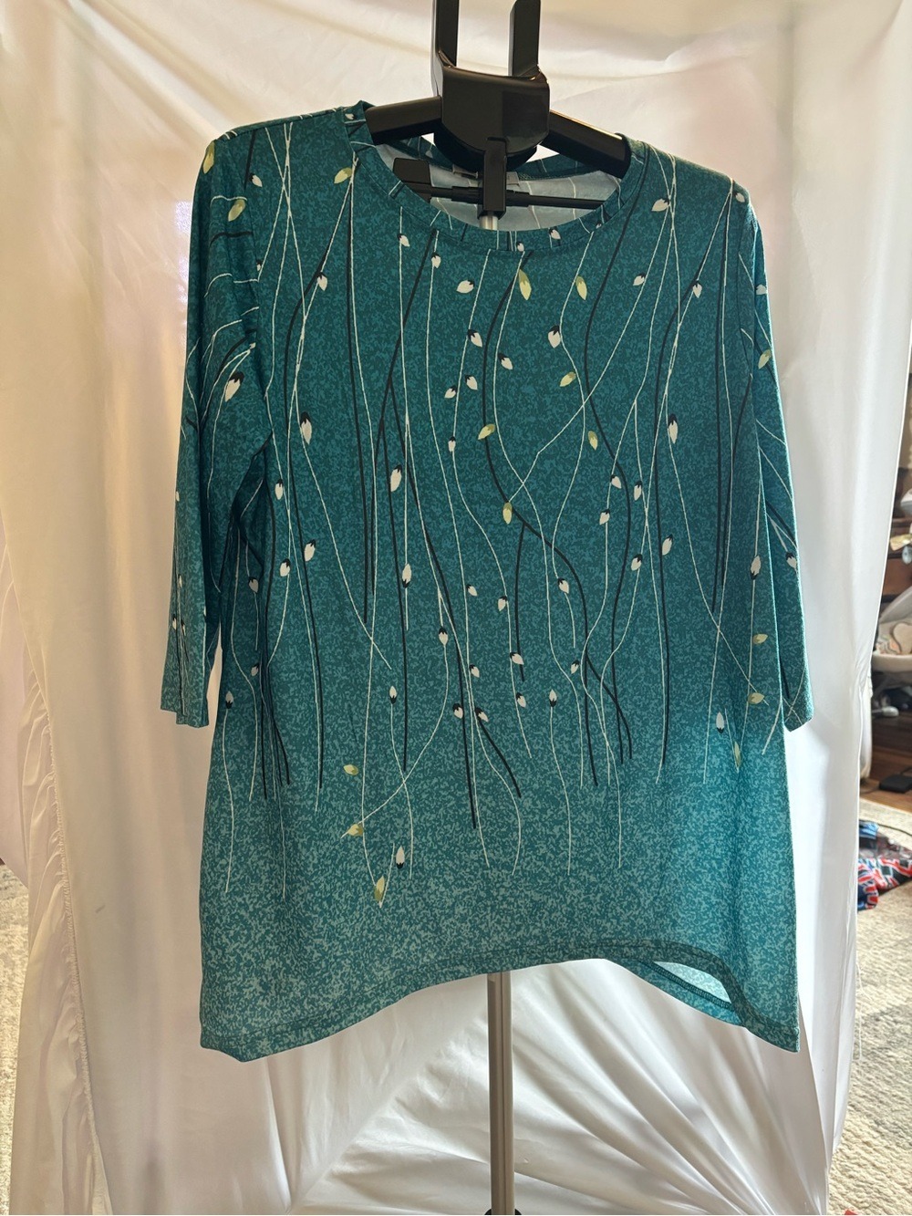 Women's Teal Printed Long-Sleeve Crewneck Top